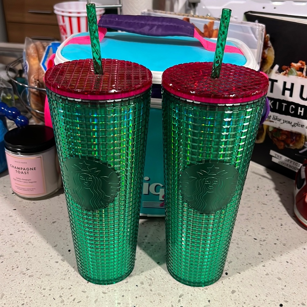 Starbucks Cup - Picture 2 of 2